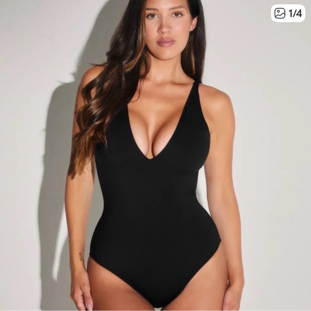 Ta3 Plungey One Piece Swimsuit Short Length Size Large